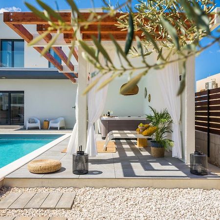 Villa Olea With Heated Pool And Jacuzzi Sukosan Exterior photo