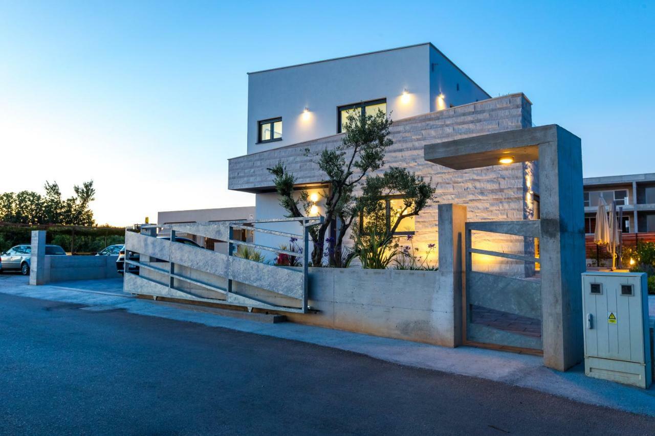 Villa Olea With Heated Pool And Jacuzzi Sukosan Exterior photo